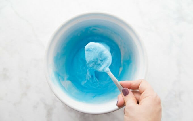 Mixing liquid starch slime recipe